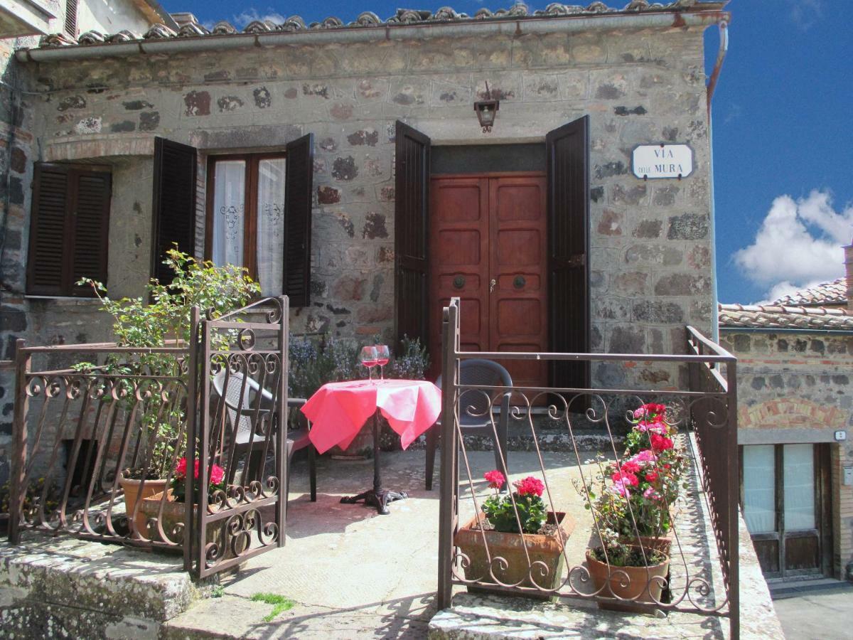 Villa Casa Della Piazza Radicofani Exterior foto